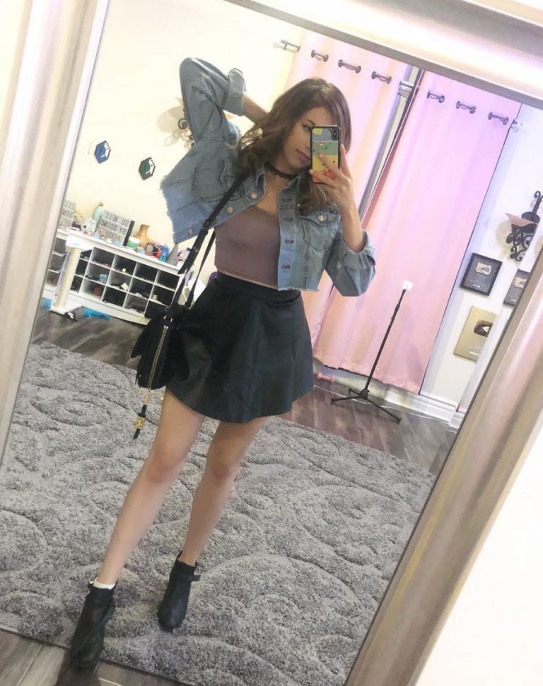 Pokimane Nude Photos Twitch Streamer Leaked Lewdstars