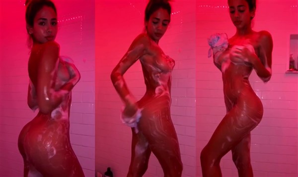 [Image: Carolina-Samani-Nude-Shower-Leaked-Video.jpg]